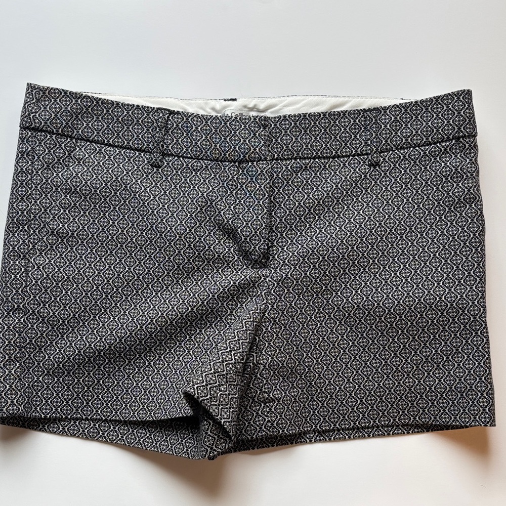 Dalia Collection Black and White Patterned Women's Shorts